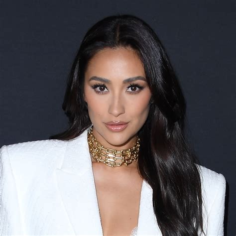 shay mitchell net worth 2023